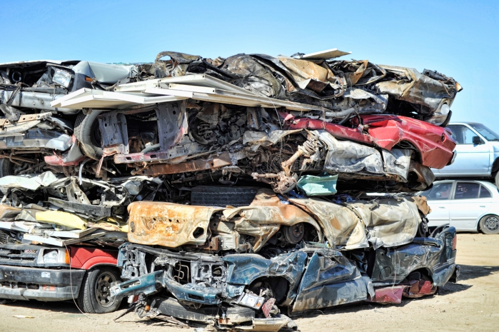 Dave Pearsons Recycling Center Ridgecrest - Scrap Cars